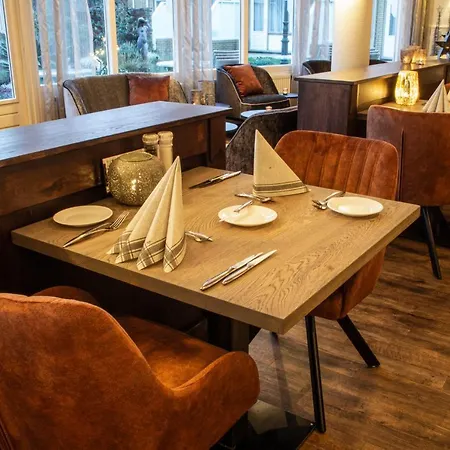 호텔 Landgoed Tatenhove Texel 3*